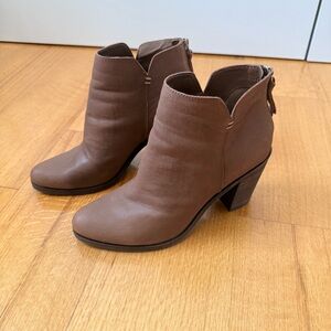 BP. Brand Nordstrom Ankle Booties in brown, Size 8.5 Wide